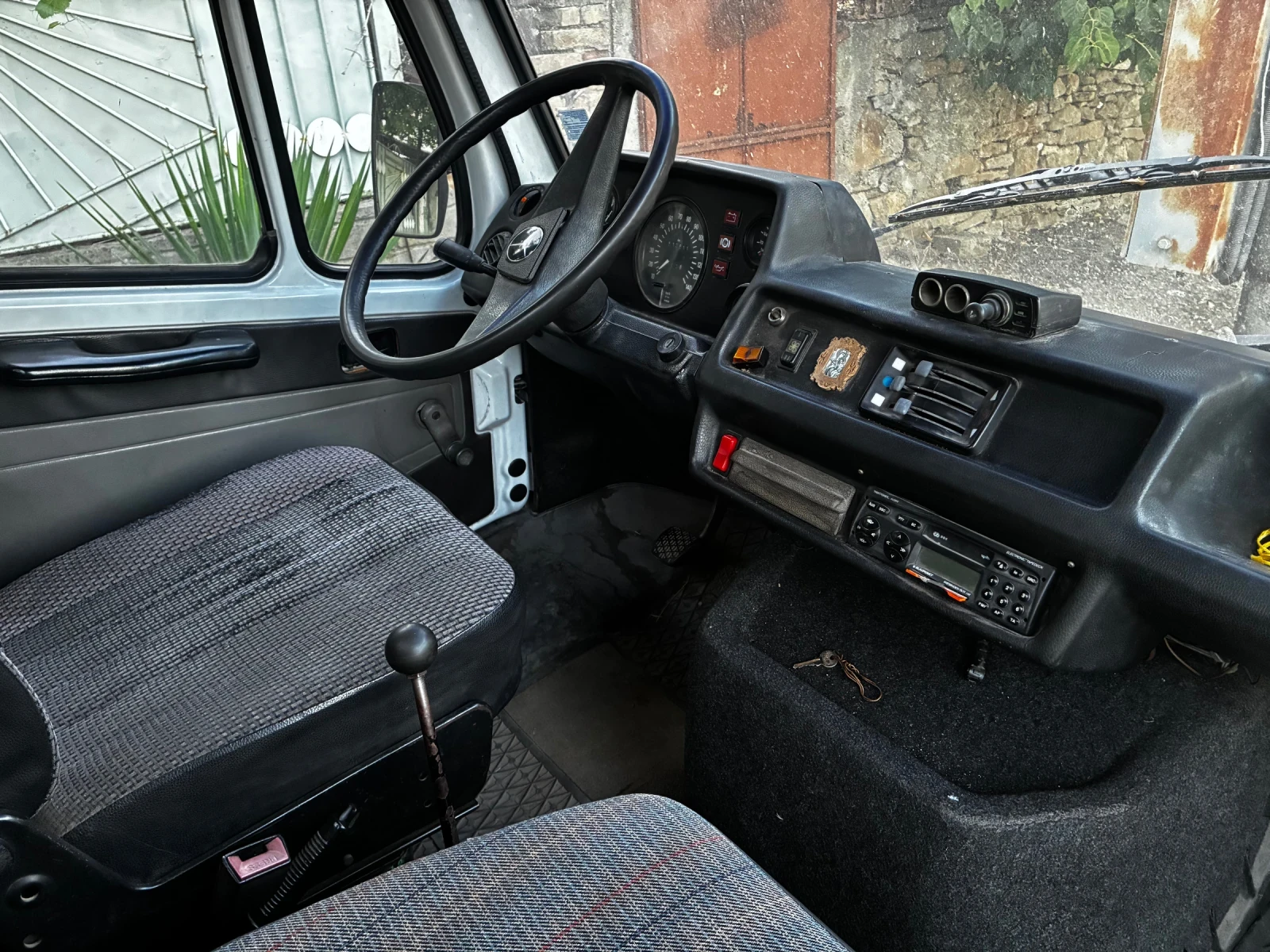 Mercedes-Benz 307, снимка 4 - Бусове и автобуси - 56546416