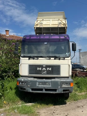 Man 19, снимка 1