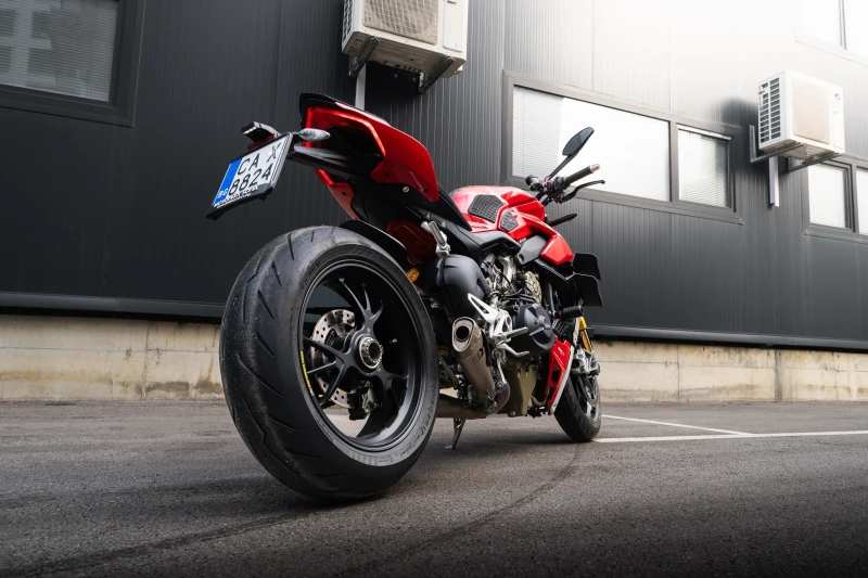 Ducati Streetfighter V4 S* FULL SPEC* TUNING, снимка 2 - Мотоциклети и мототехника - 53173368