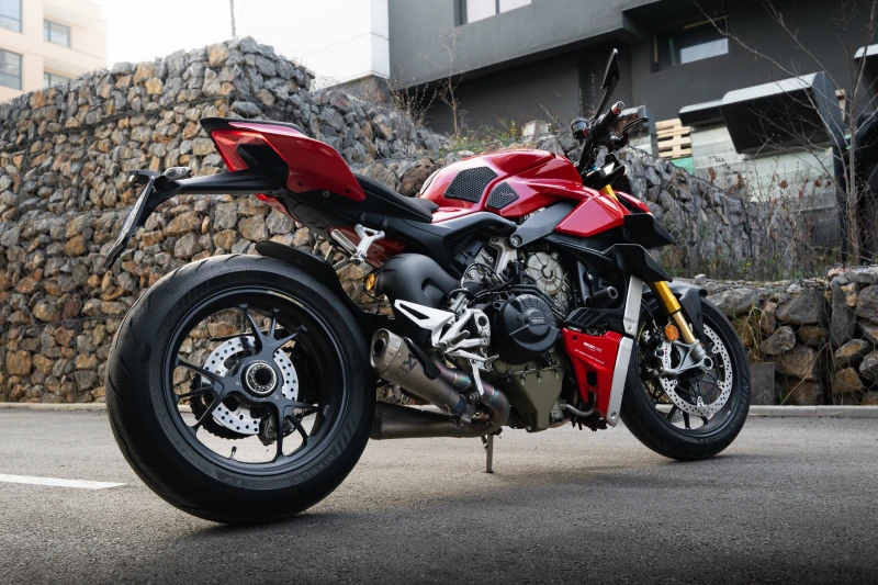 Ducati Streetfighter V4 S* FULL SPEC* TUNING, снимка 3 - Мотоциклети и мототехника - 53173368