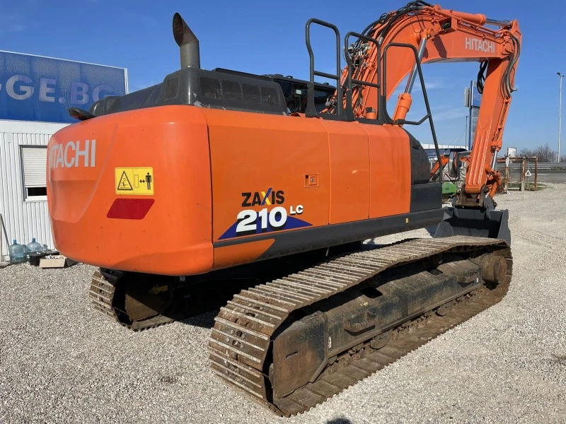 Багер Hitachi ZX 210 LC-6, снимка 7 - Индустриална техника - 44417491