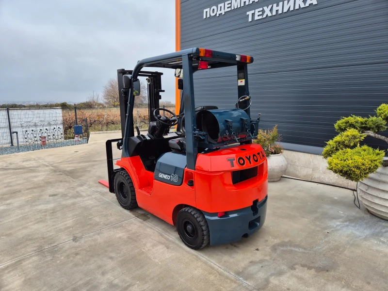 Мотокар Toyota ИЗРАВНИТЕЛ  / ГАЗ + БЕНЗИН / КАТО НОВ !, снимка 3 - Индустриална техника - 49458938