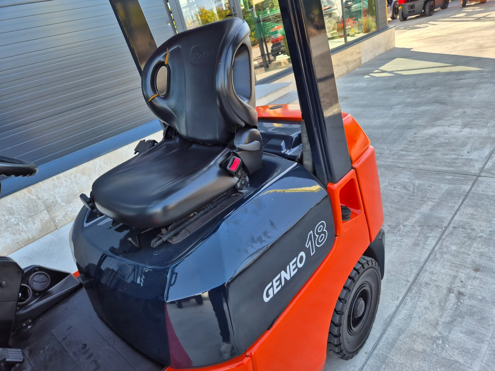  Toyota  /  /  /   | Mobile.bg   10