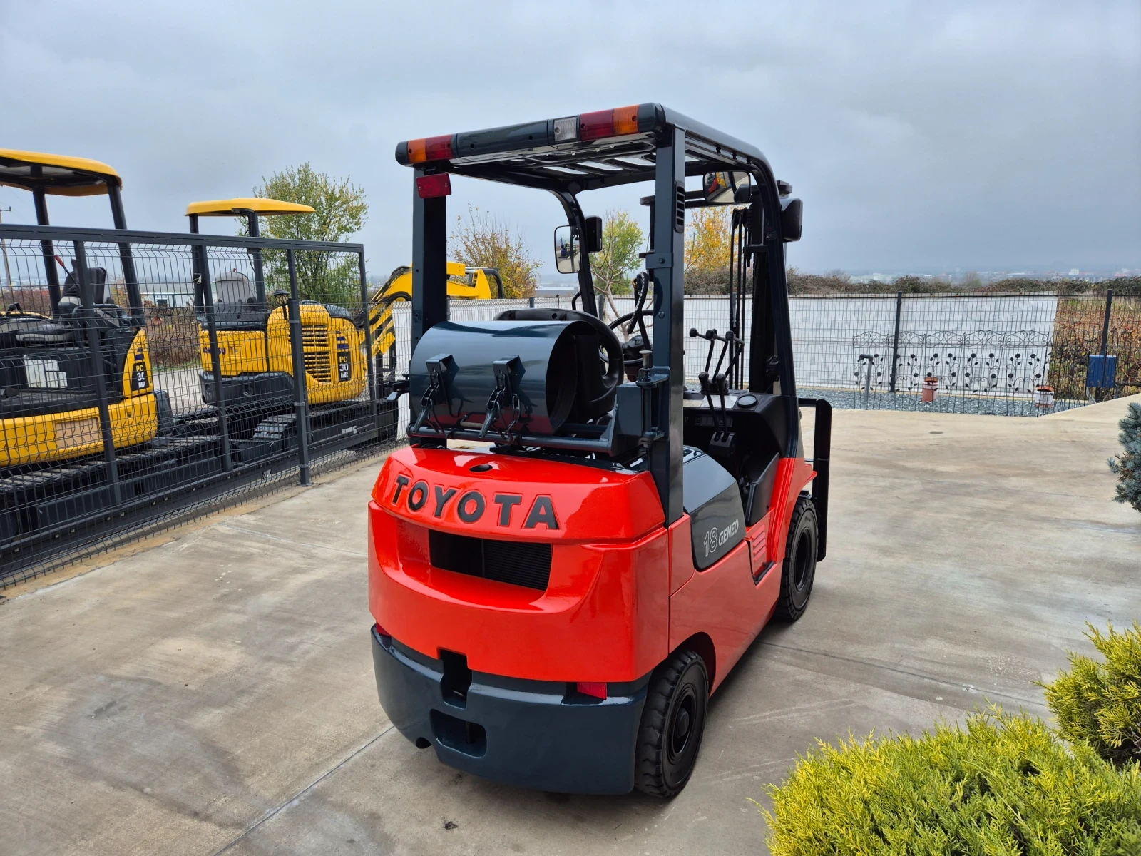  Toyota   /  +  /   ! | Mobile.bg   5