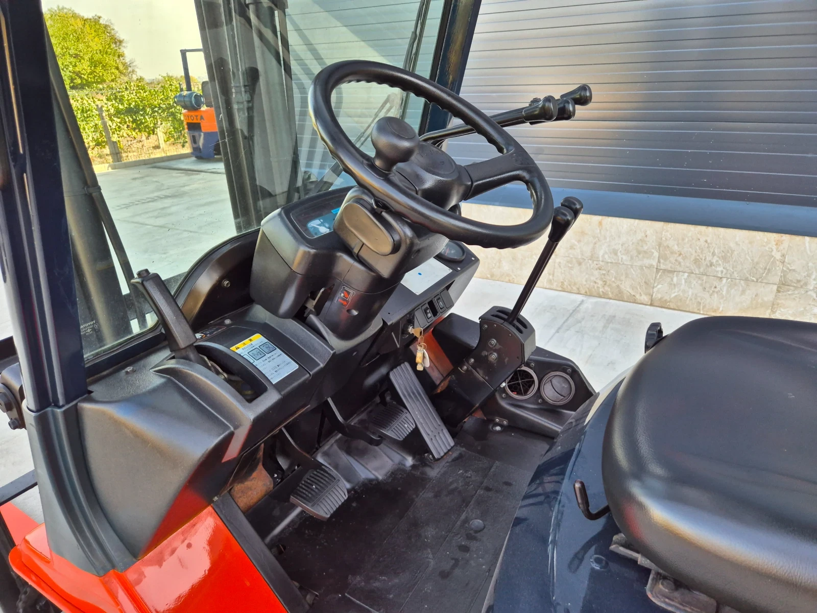  Toyota  /  /  /   | Mobile.bg   9