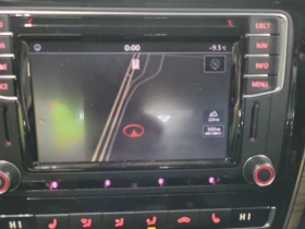 VW Passat  HIGHLINE * PANORAMA* ПОДГРЕВИ* CARFAX * , снимка 11