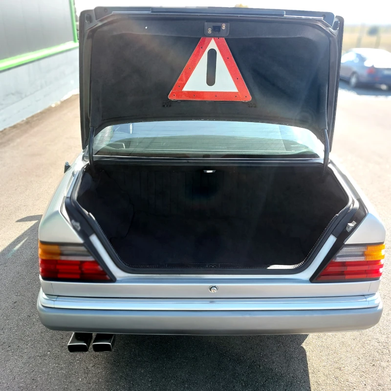 Mercedes-Benz E 250 (W124) E 250 Turbodiesel, снимка 6 - Автомобили и джипове - 47778627