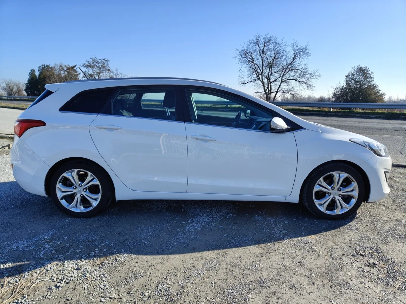 Hyundai I30 1.6 CRDI  128кс 6ск EURO 5b, снимка 5 - Автомобили и джипове - 48508876