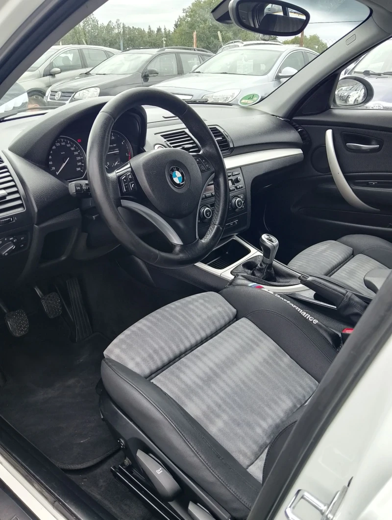 BMW 120 2.0D, снимка 12 - Автомобили и джипове - 49097879