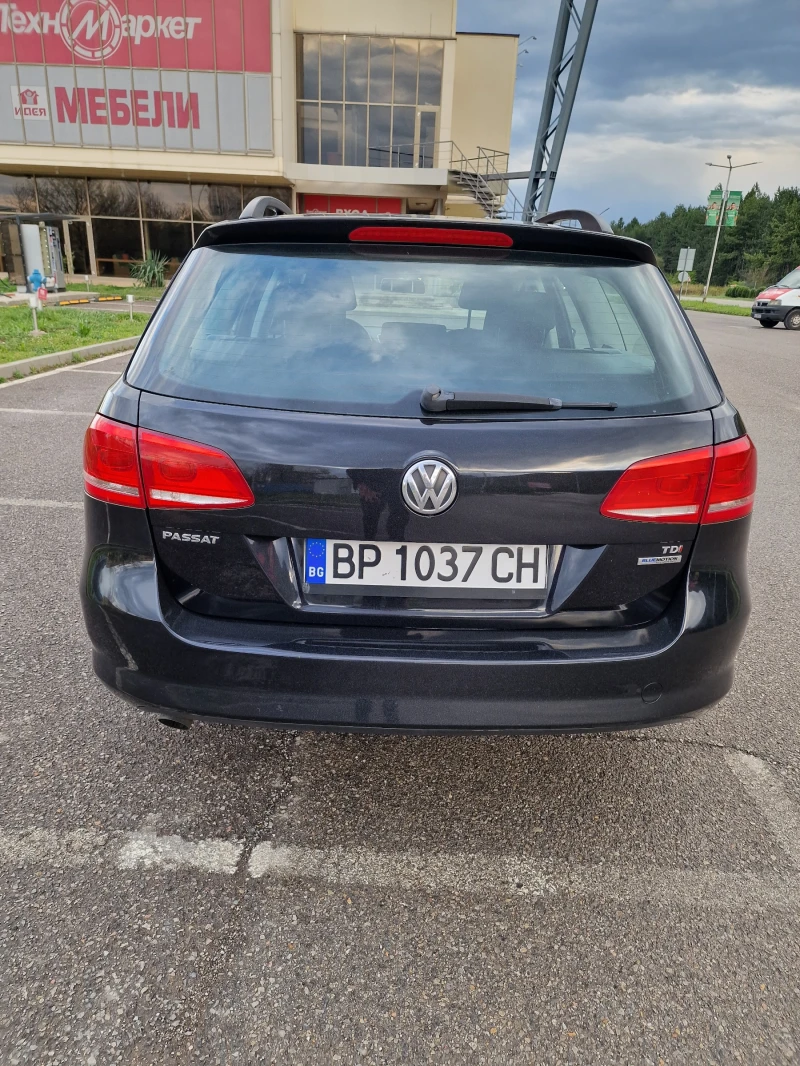 VW Passat 1.6 TDI, снимка 6 - Автомобили и джипове - 52413663