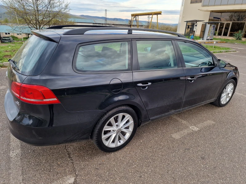 VW Passat 1.6 TDI, снимка 3 - Автомобили и джипове - 52413663