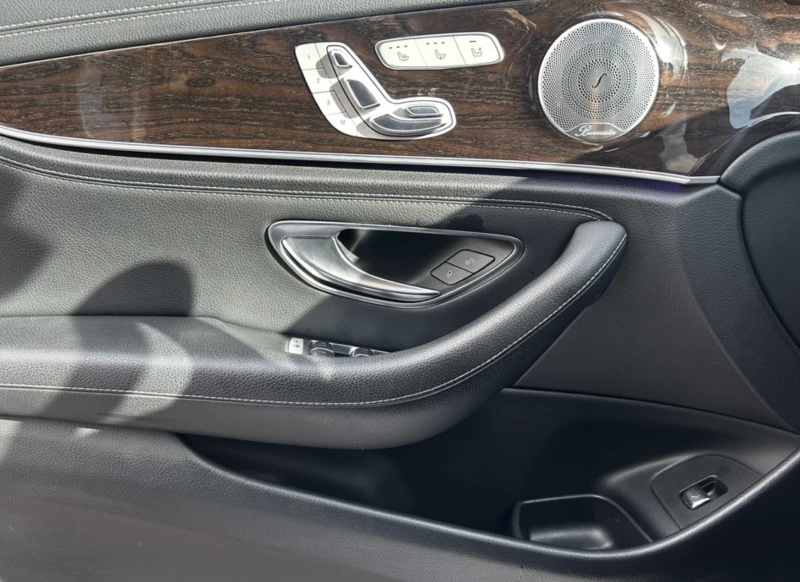 Mercedes-Benz E 400 АВТОКРЕДИТ, снимка 14 - Автомобили и джипове - 52749618