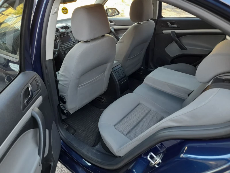 Skoda Octavia 1.9 - 105 к.с., снимка 6 - Автомобили и джипове - 52643796