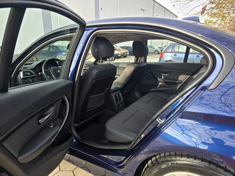 BMW 330 e iPerformance, снимка 13 - Автомобили и джипове - 52716790