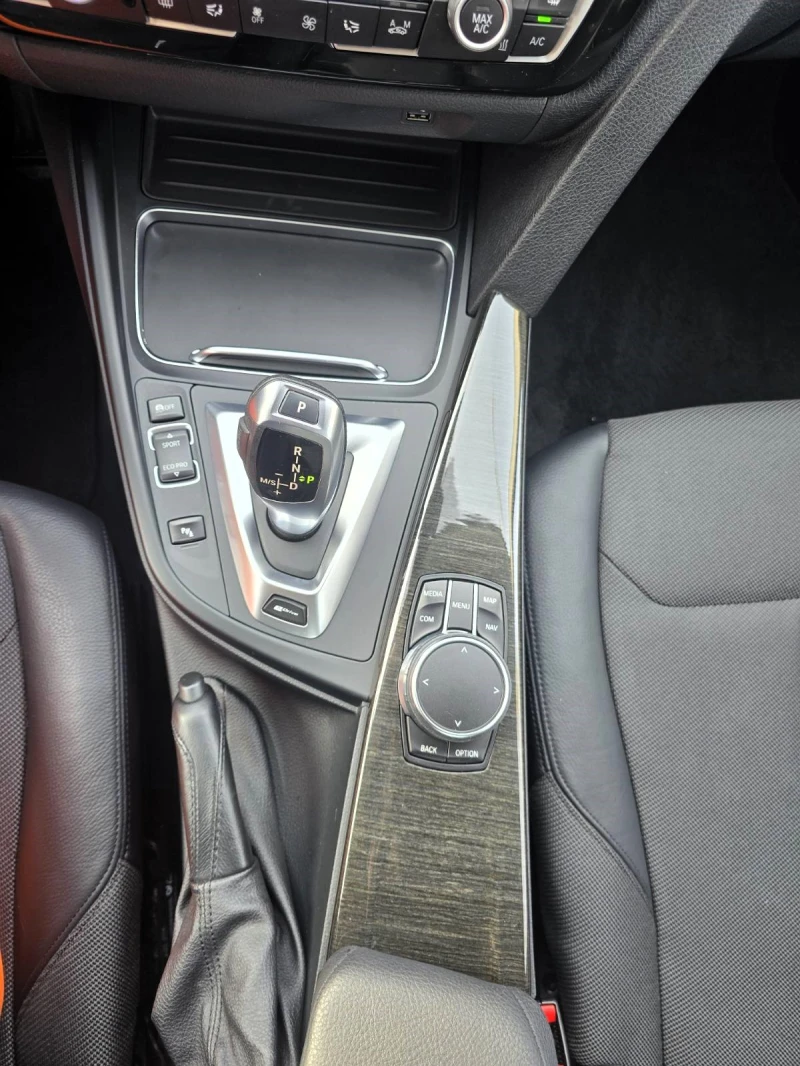 BMW 330 e iPerformance, снимка 17 - Автомобили и джипове - 52716790