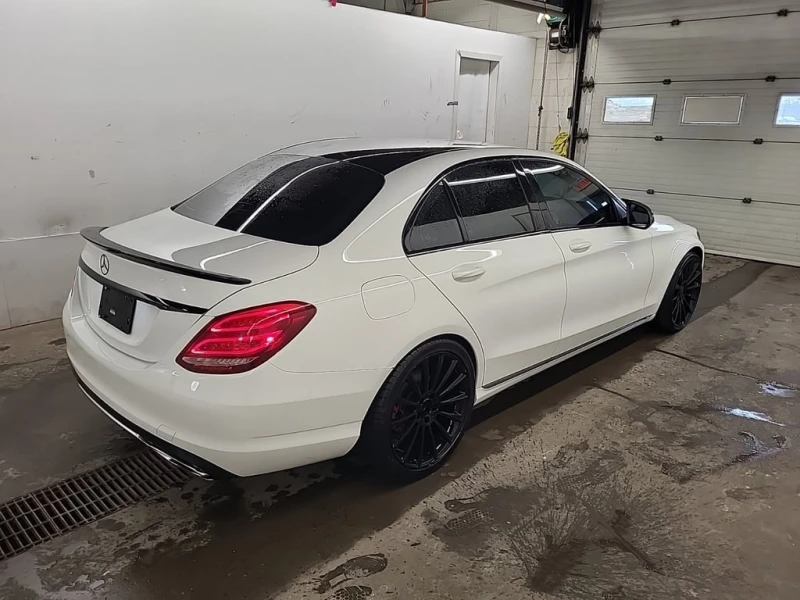 Mercedes-Benz C 300 * CARFAX * ФИНАНСИРАНЕ , снимка 3 - Автомобили и джипове - 52769297