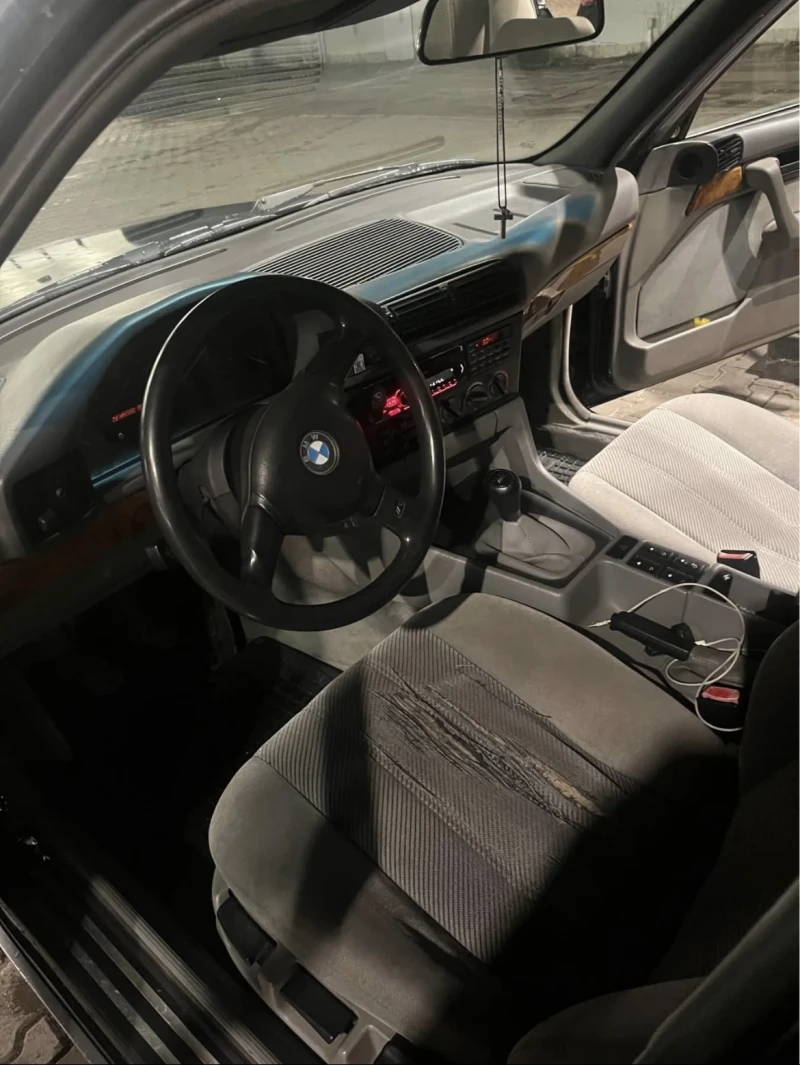 BMW 520, снимка 8 - Автомобили и джипове - 52960195