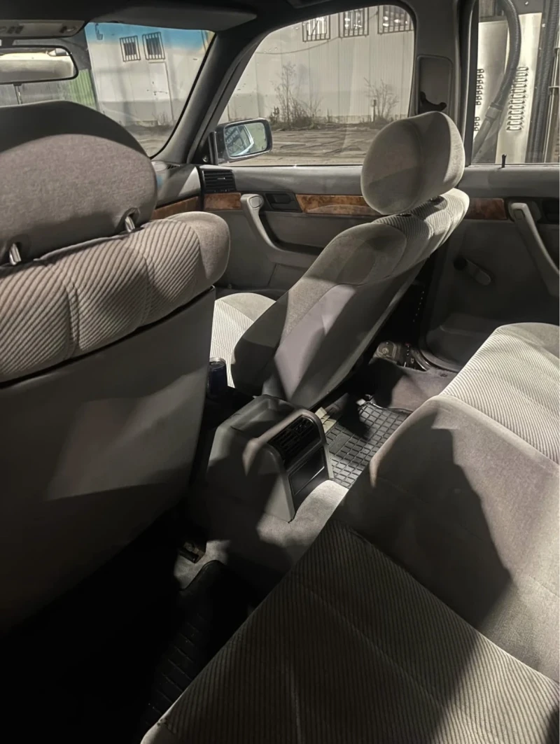 BMW 520, снимка 6 - Автомобили и джипове - 52960195