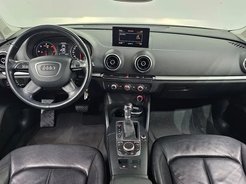 Audi A3 2.0 TDI, снимка 7 - Автомобили и джипове - 54547624