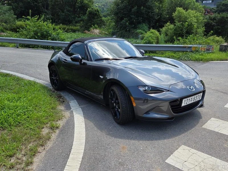 Mazda Mx-5 2.0 Manual КРАЙНА ЦЕНА: 39486 EUR !!!РЕАЛНА КРАЙНА, снимка 12 - Автомобили и джипове - 55970892