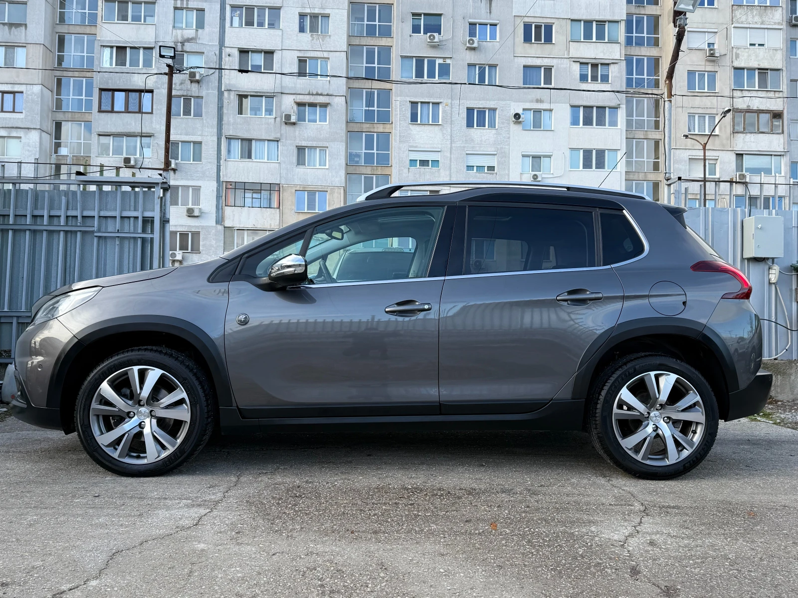 Peugeot 2008 Бензин* Автомат* 2018г.* Crossway* * *  - изображение 3