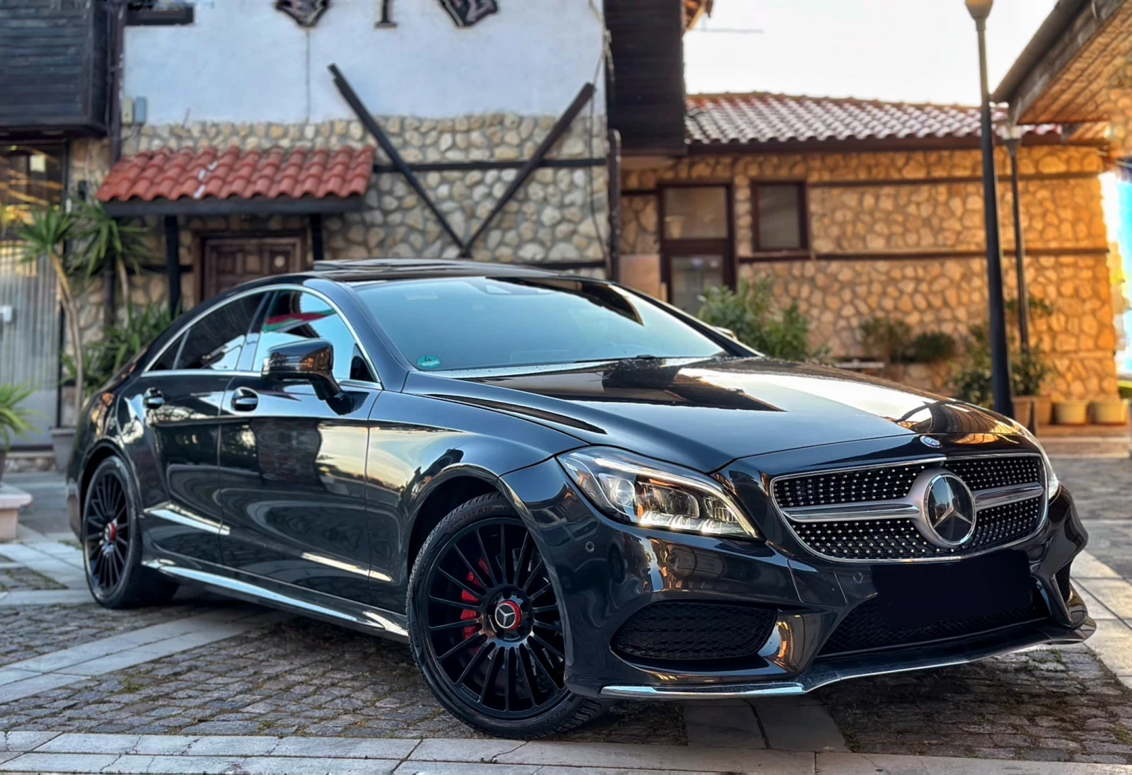 Mercedes-Benz CLS 350 CDI ///AMG* * FACELIFT* * MULTIBEAM* * 4Matic* * F - изображение 2