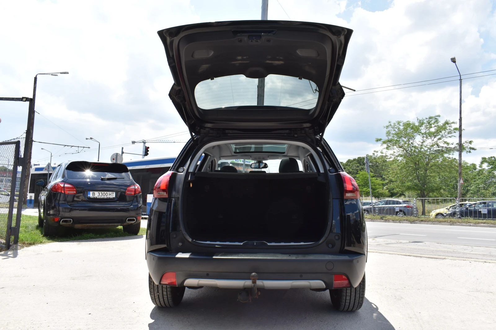 Peugeot 2008 1.6HDI* ALLURE* PANORAMA - изображение 8