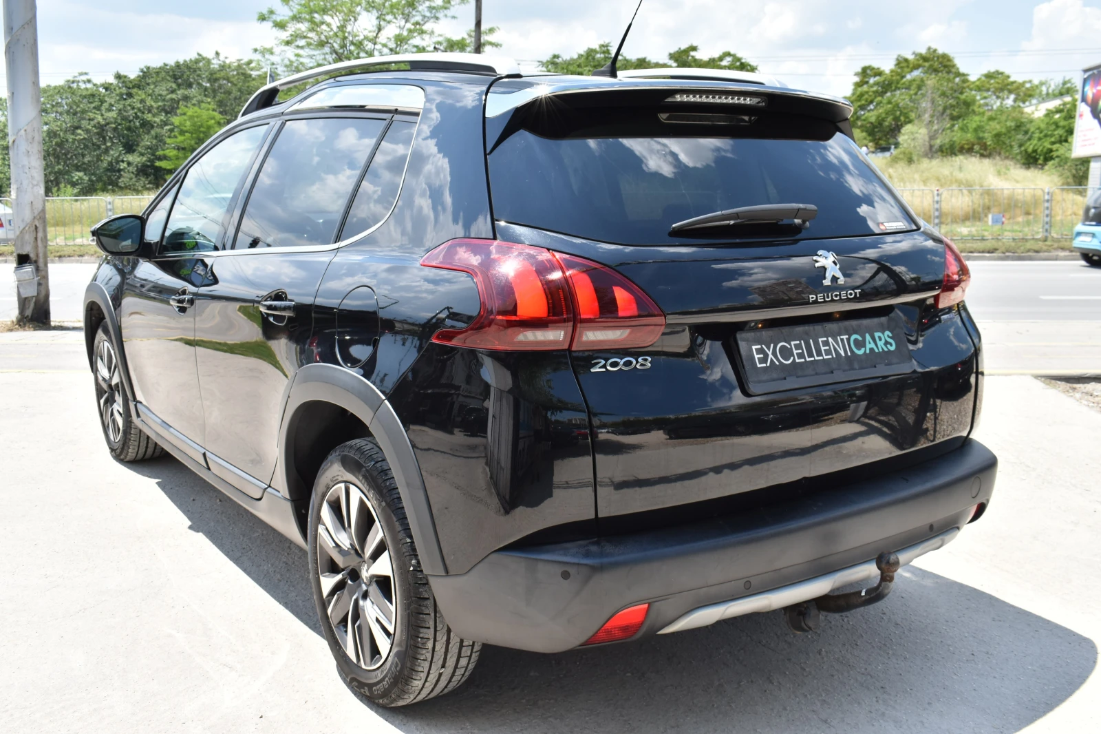 Peugeot 2008 1.6HDI* ALLURE* PANORAMA - изображение 4