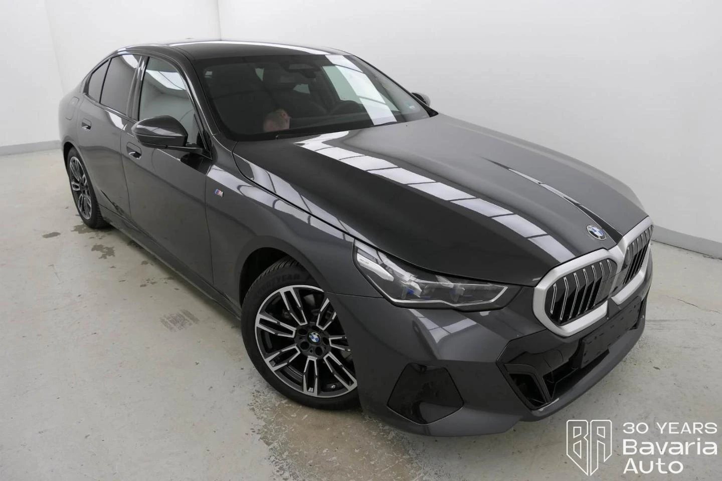 BMW 520 i M Sport Paket - изображение 4