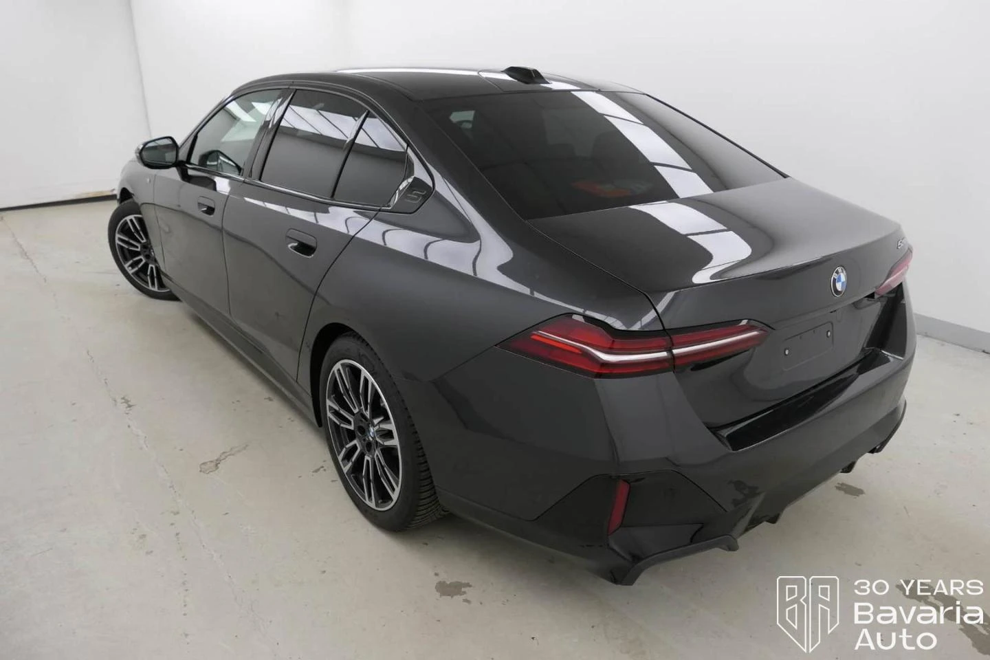 BMW 520 i M Sport Paket - изображение 2