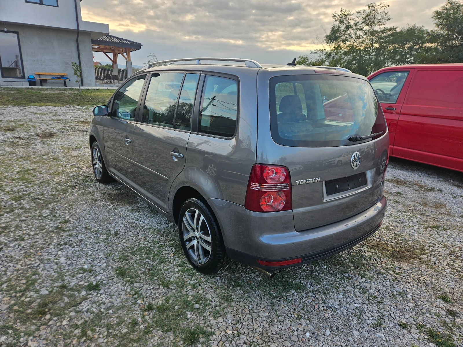 VW Touran 2.0i MЕТАН  7 МЕСТА  - изображение 3