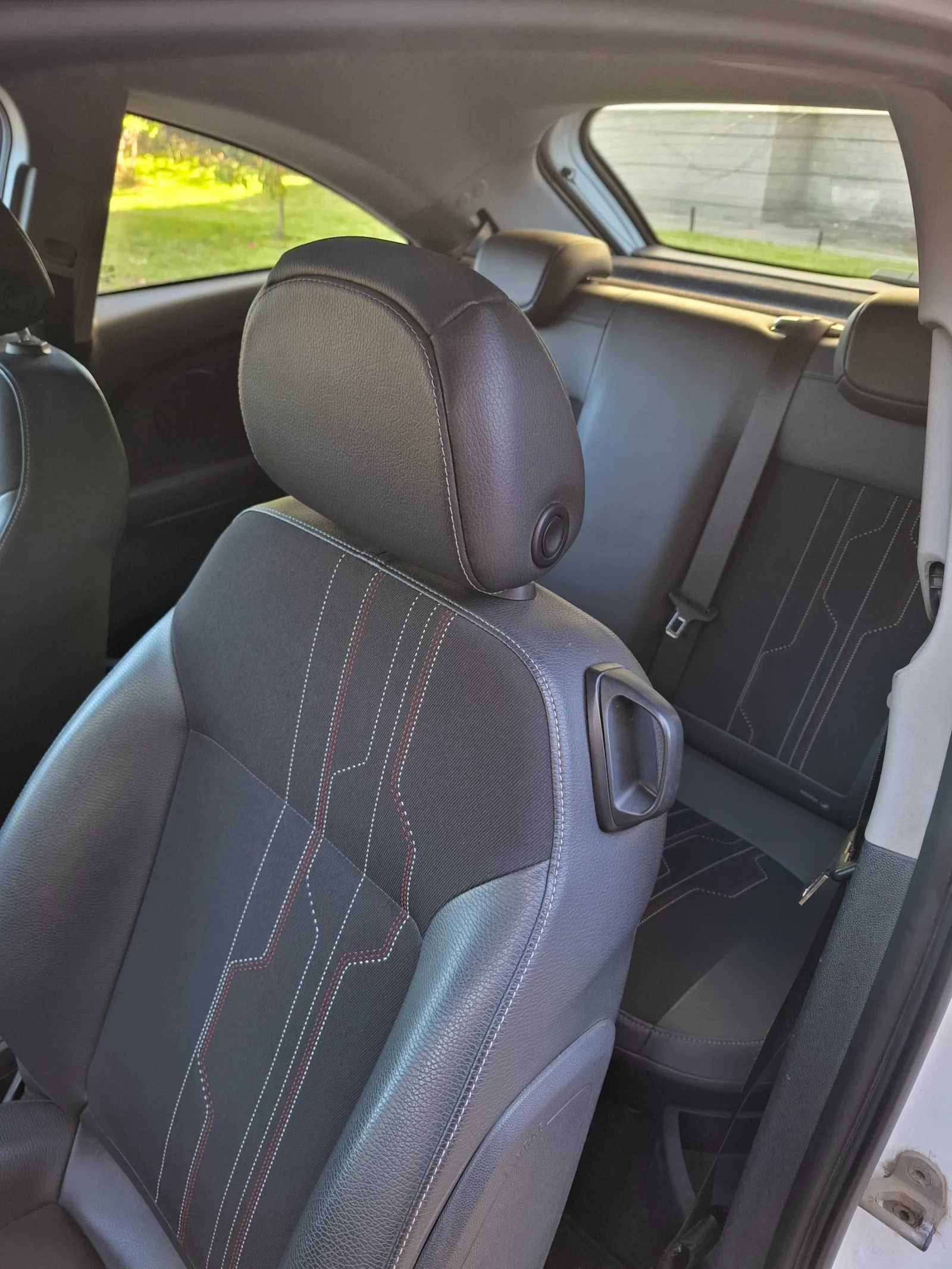 Opel Corsa 1.3 6скорости - изображение 3