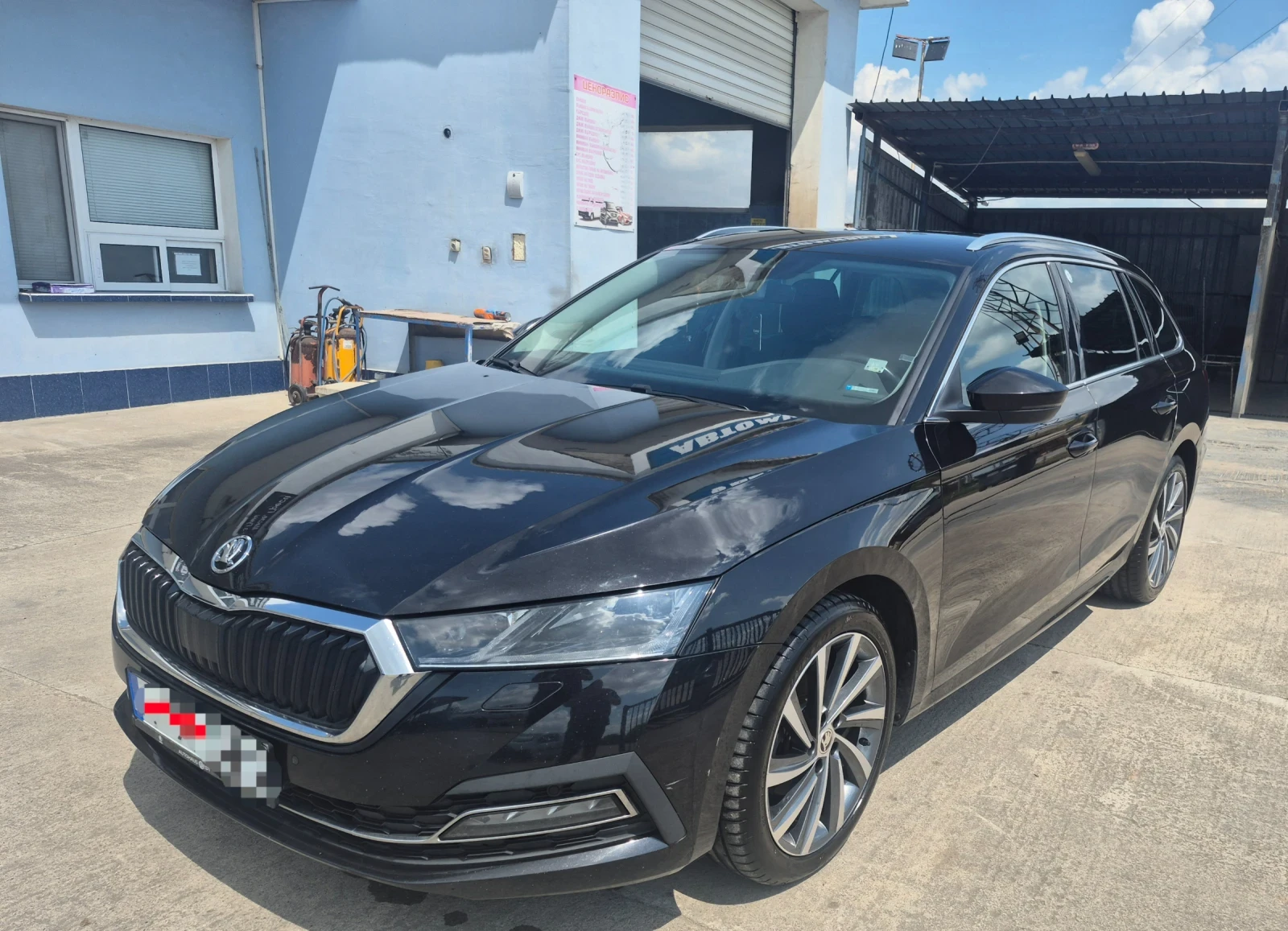 Skoda Octavia COMBI 2.0 TDI First Edition