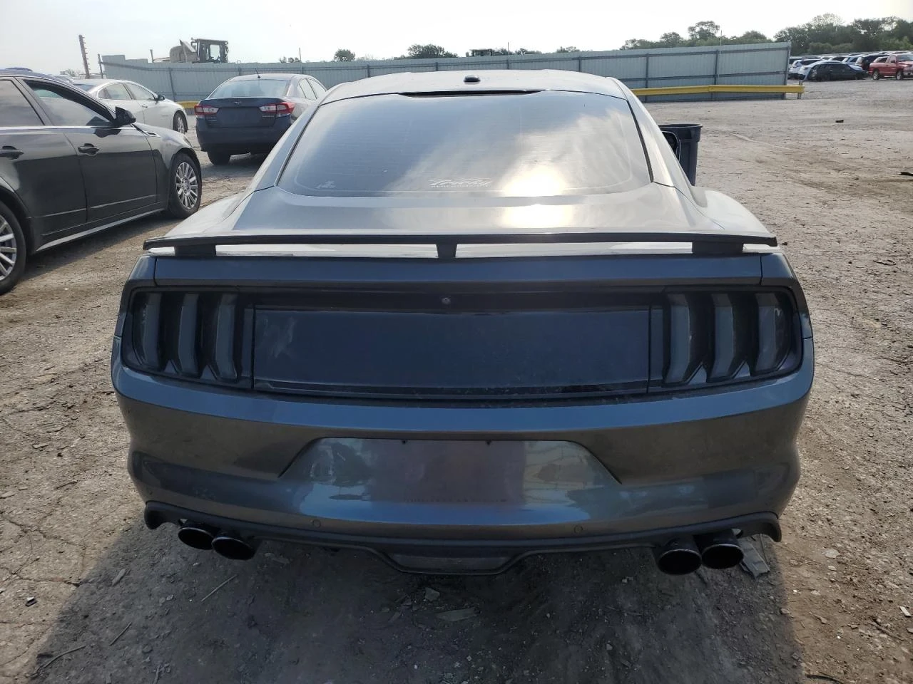 Ford Mustang GT * КРАЙНА ЦЕНА* CARFAX * БЕЗ ПЪРВОНАЧАЛНА ВНОСКА - изображение 6