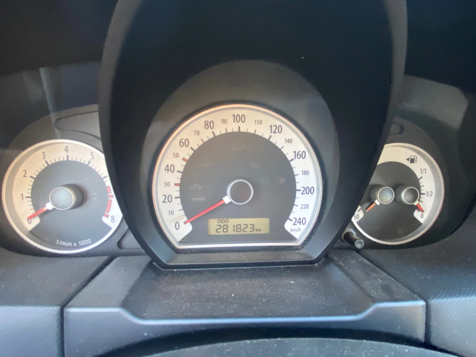 Kia Ceed 1.4 ��� ��������� | Mobile.bg � ����������� 9