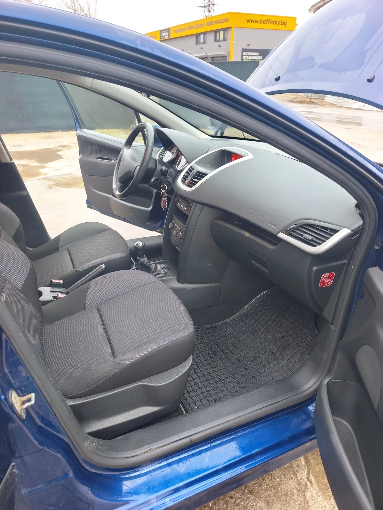 Peugeot 207 2010�. | Mobile.bg � ����������� 14