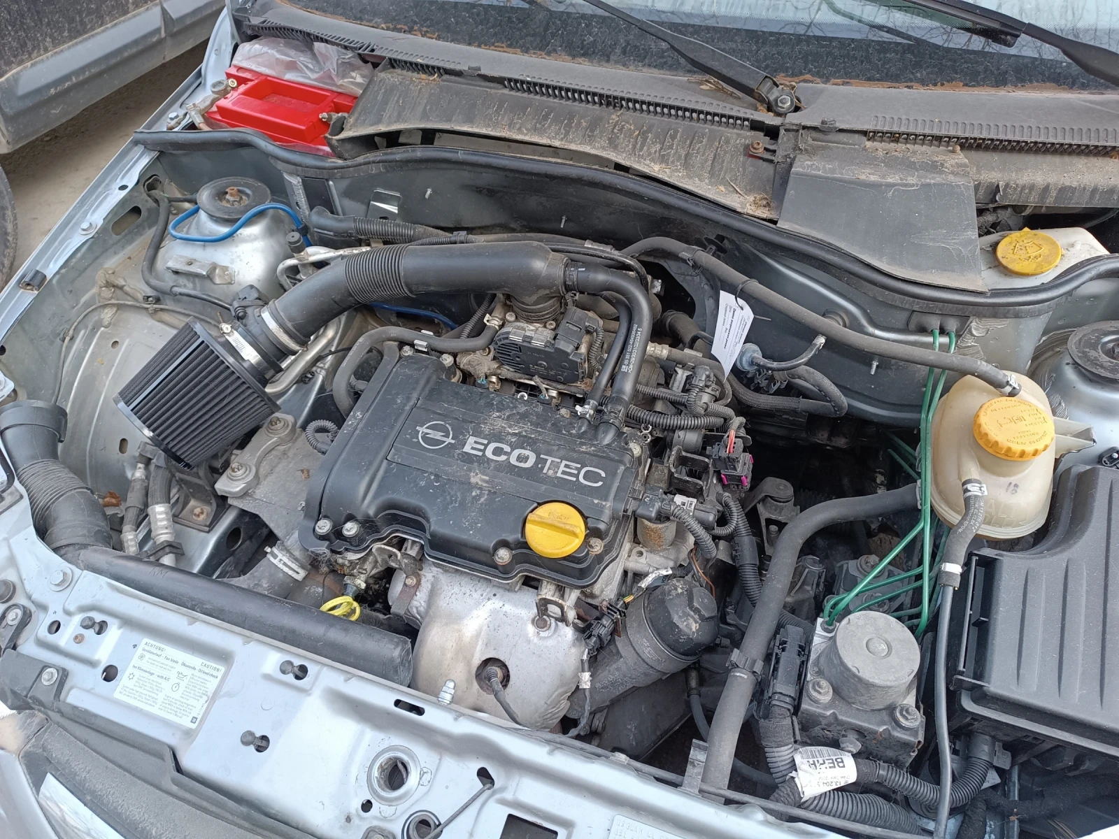 Opel Corsa C, снимка 2 - Автомобили и джипове - 53834308