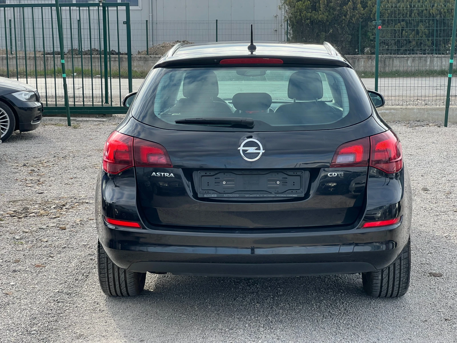 Opel Astra 1.7 CDTI, снимка 5 - Автомобили и джипове - 53957282