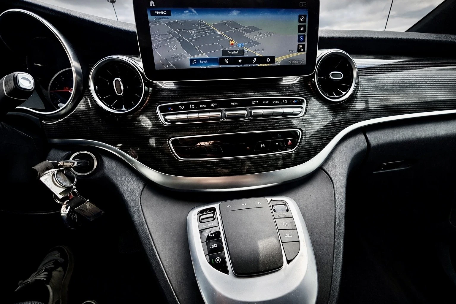 Mercedes-Benz V 300 AMG 300d EXTRA LONG, снимка 3 - Автомобили и джипове - 54024264