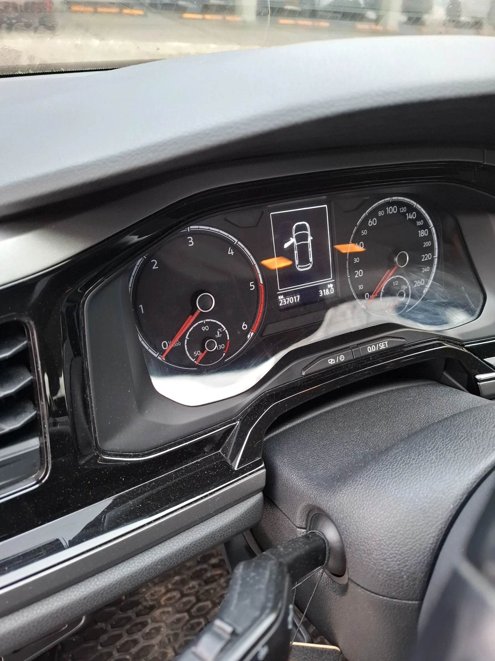 VW Polo, снимка 4 - Автомобили и джипове - 54055454