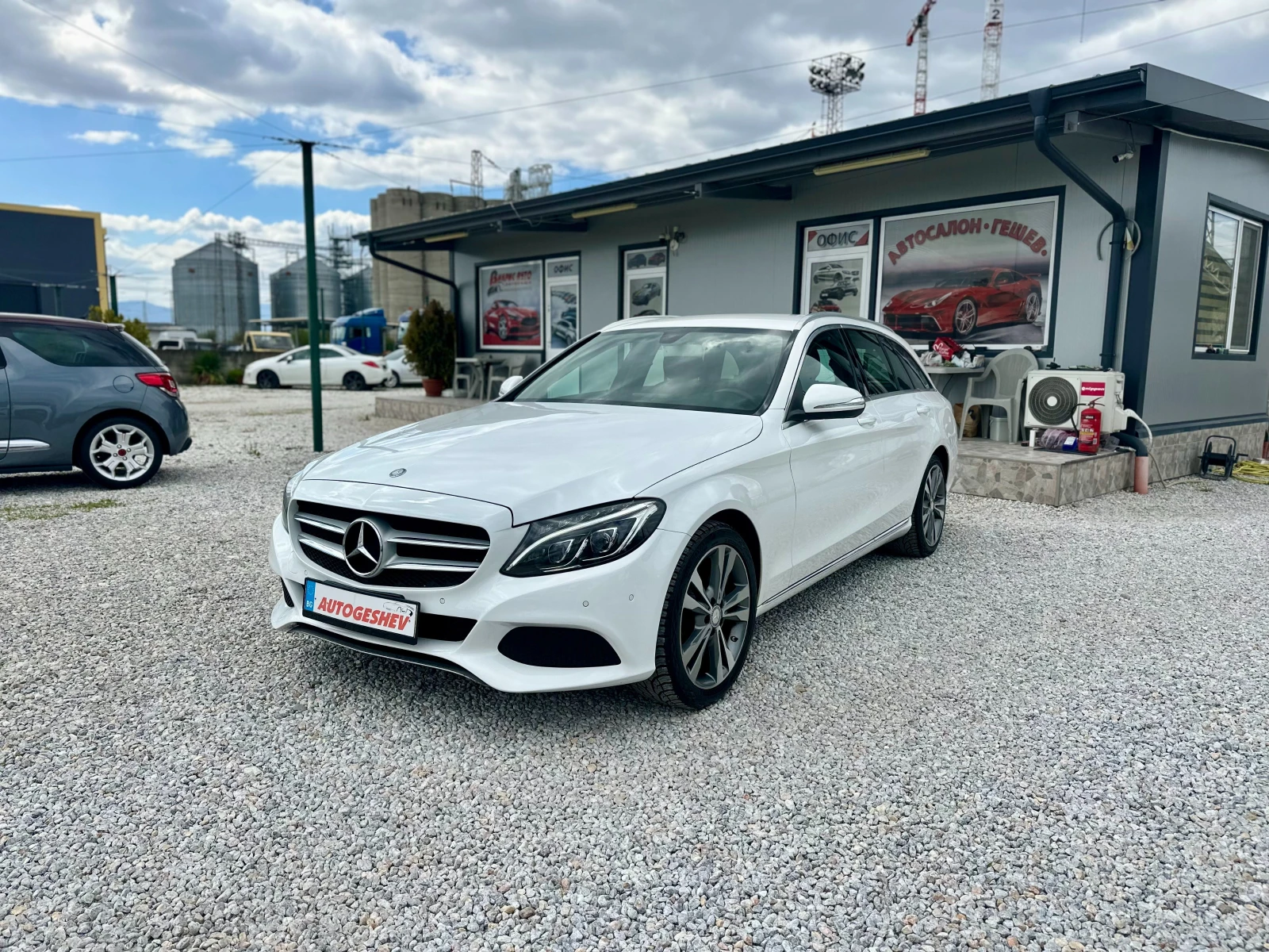 Mercedes-Benz C 220 2.2CDI* BLUETEC* 7G-TRONIC* NAVI* , снимка 2 - Автомобили и джипове - 54194285