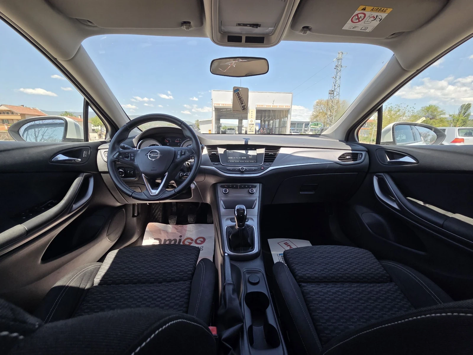 Opel Astra 1.6 CDTI, снимка 9 - Автомобили и джипове - 54409740