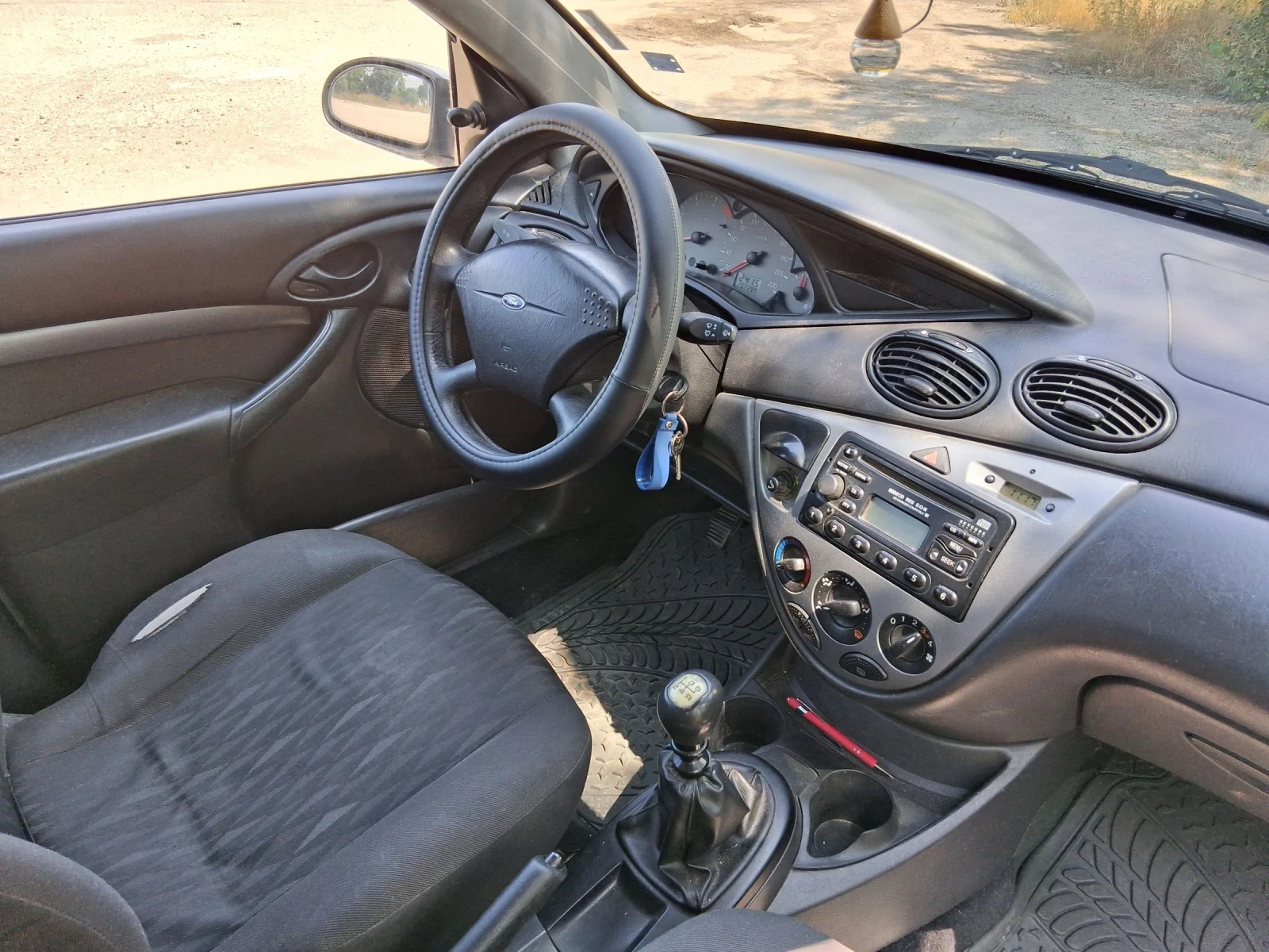 Ford Focus 1600, снимка 5 - Автомобили и джипове - 54807369