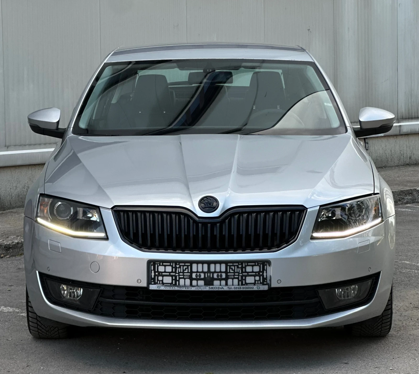 Skoda Octavia 2.00D/150к.с/KeyLess/КОЖА/FULL* LED/Обслужен/Full/, снимка 6 - Автомобили и джипове - 55288919