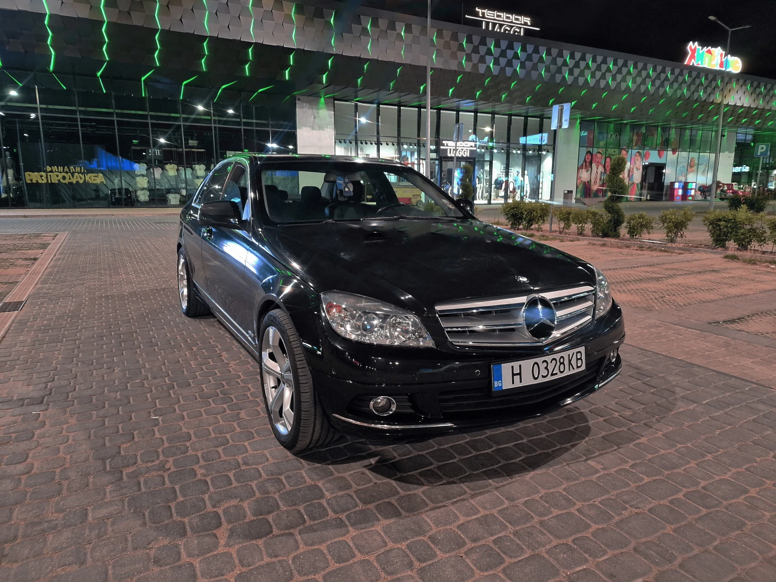 Mercedes-Benz C 220, снимка 3 - Автомобили и джипове - 55627111