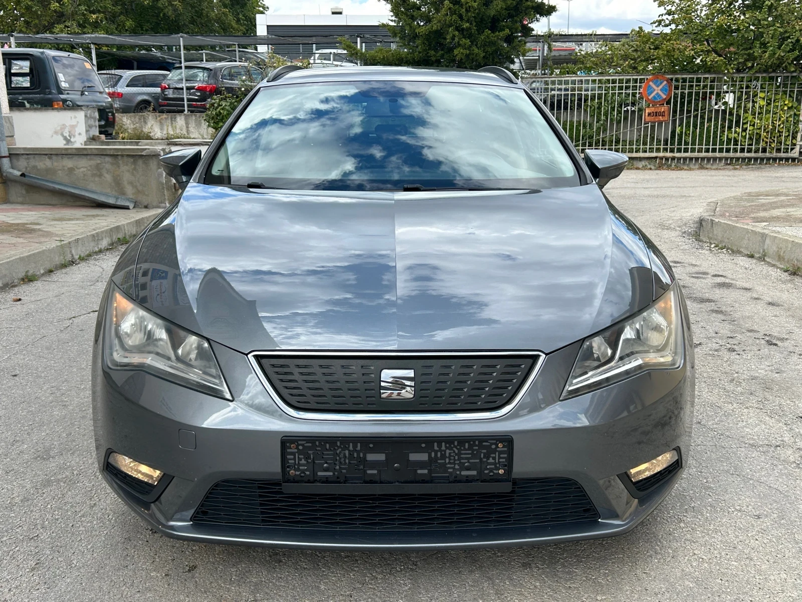 Seat Leon 1.6TDI ЕВРО 5 НАВИ, снимка 2 - Автомобили и джипове - 56183870