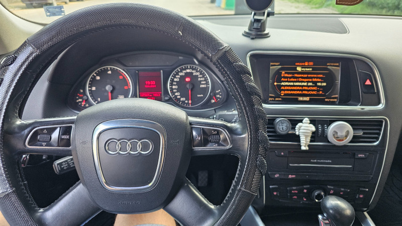 Audi Q5, снимка 9 - Автомобили и джипове - 46273969