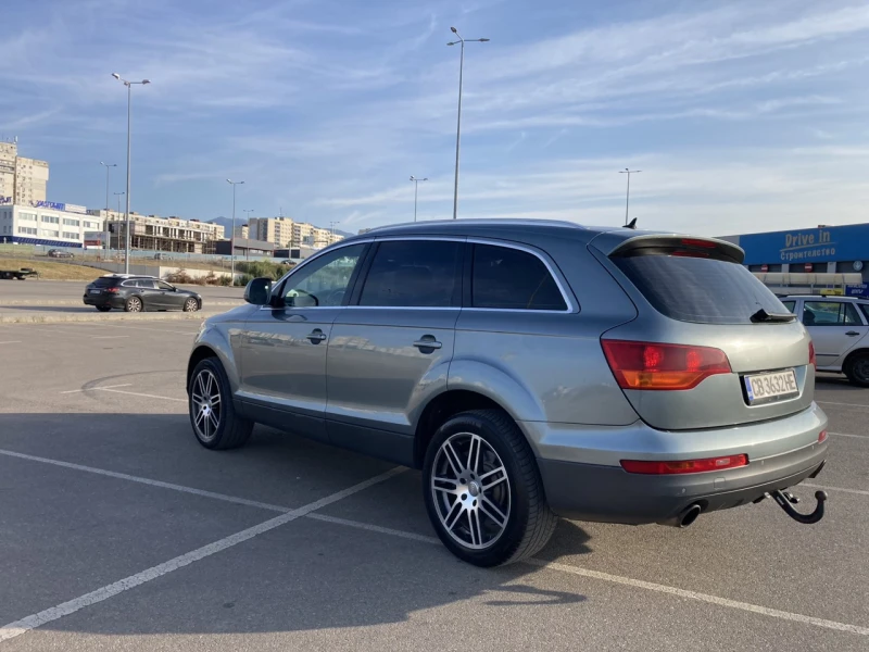 Audi Q7, снимка 4 - Автомобили и джипове - 47494320