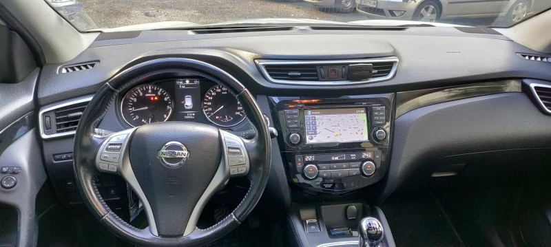 Nissan Qashqai, снимка 7 - Автомобили и джипове - 47869516