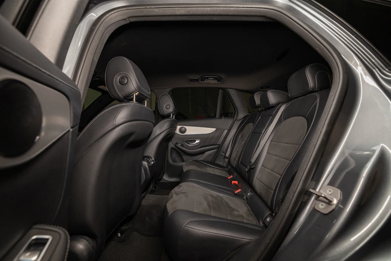 Mercedes-Benz GLE 250 D * AMG Line * 4MATIC * 9G-TRONIC * DISTRONIC, снимка 12 - Автомобили и джипове - 52628090